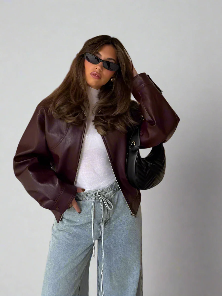 Kate | Den Uundværlige Jakke