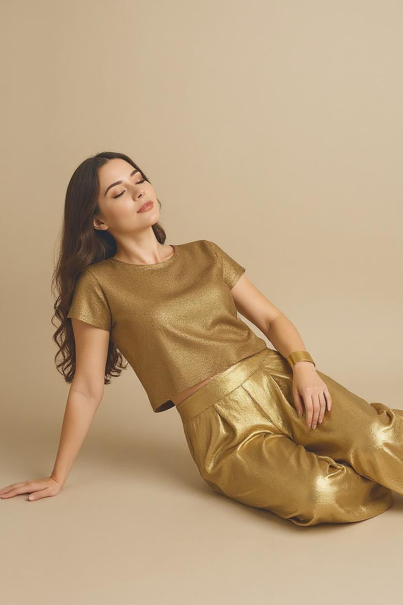 LYS | Løse, elegante og skinnende bukser